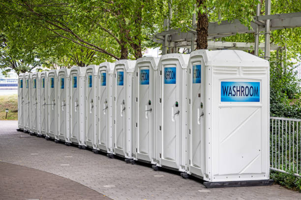 Best Portable restroom trailer rental  in Groveland, ID